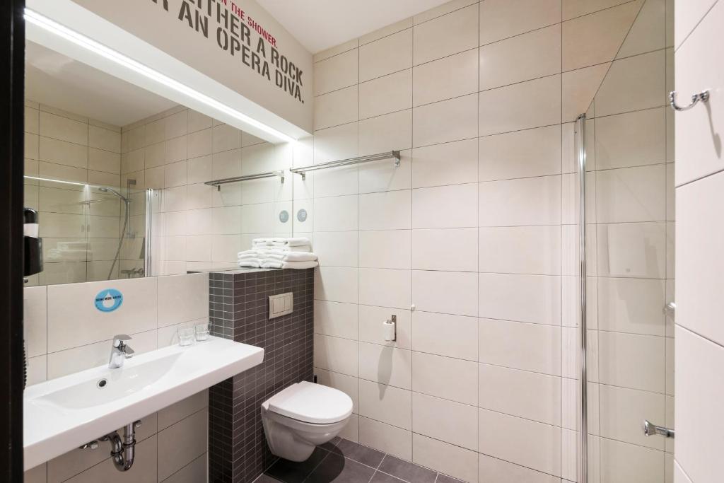Двухместный (Стандартный двухместный номер с 1 кроватью), Comfort Hotel LT - Rock 'n' Roll Vilnius