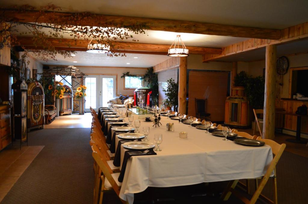 Daven Haven Lodge & Cabins photo 3