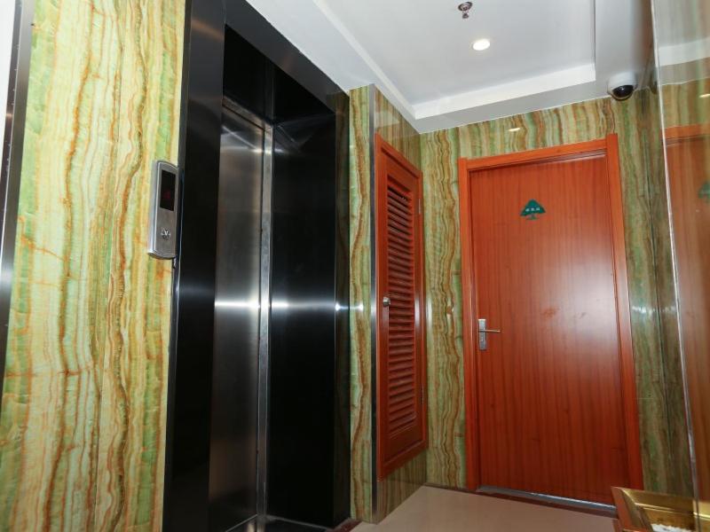 Vatica Shanghai Jinshan District Jinshan International Trade City Weihong Road Hotel photo 3