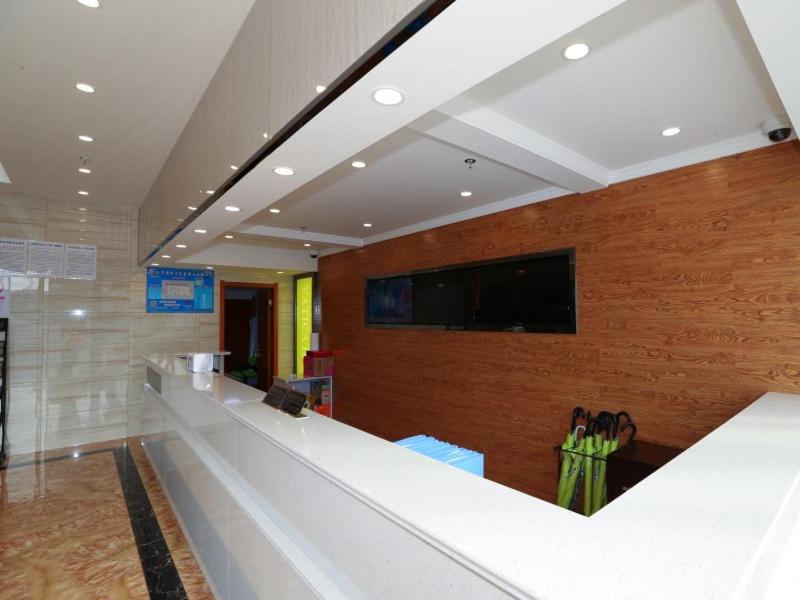 Vatica Shanghai Jinshan District Jinshan International Trade City Weihong Road Hotel photo 4