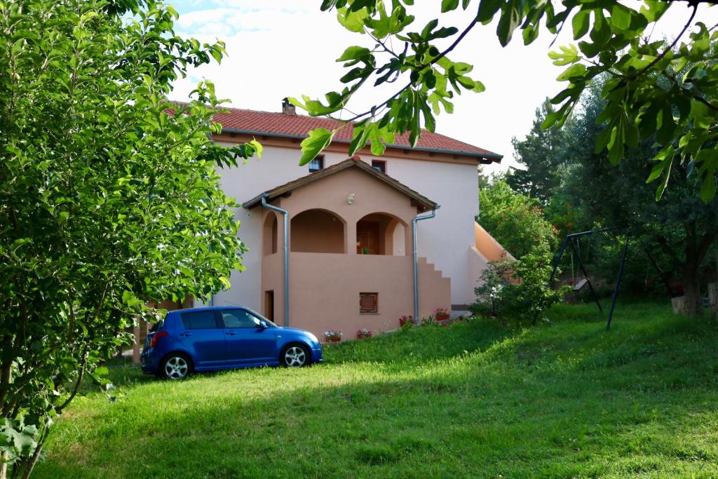 Apartments Cherry photo 1