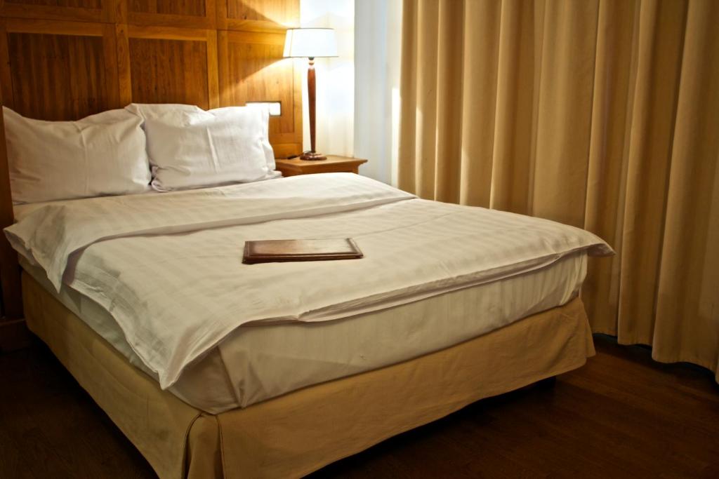 Двухместный (Супружеский номер туристического класса), Rembrandt Hotel