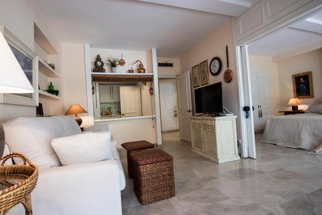 Jardines del Mar Marbella photo 3