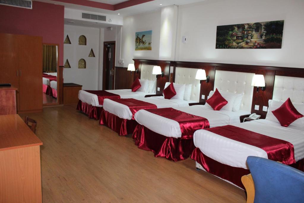 Семейный (Четырехместный номер), Отель Grand Nova Hotel