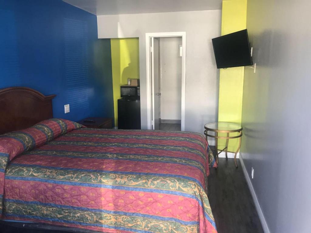 Двухместный (Номер с кроватью размера «queen-size»), Deano's Motel