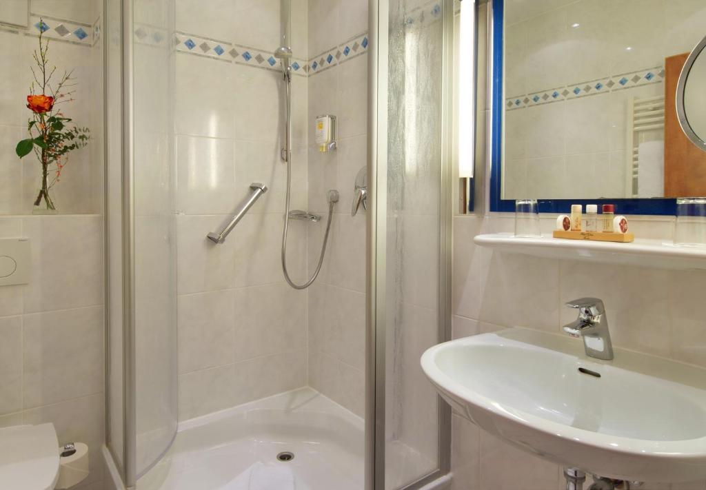 Двухместный (Небольшой двухместный номер с 1 кроватью), Hotel Torbräu
