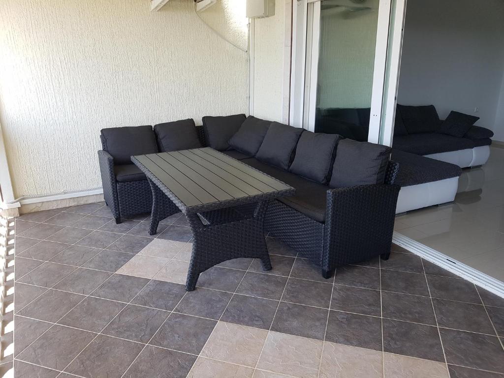 Elizabeta Apartments photo 4
