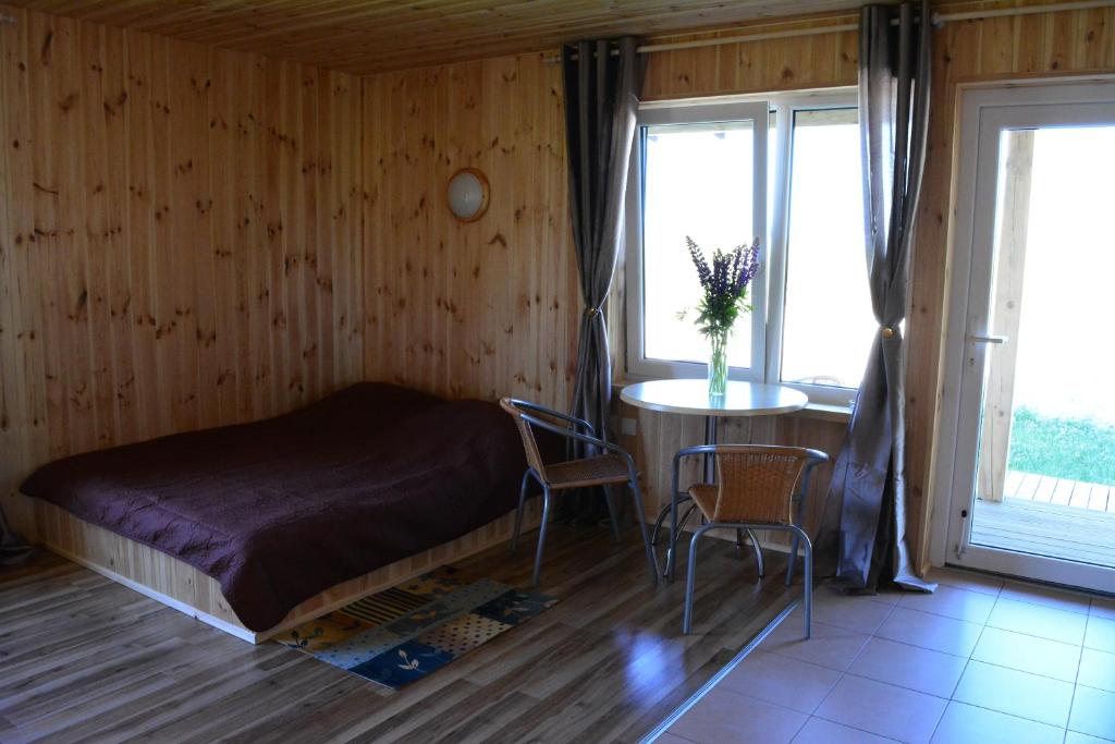 Апартаменты (Апартаменты - 1-й этаж), Gamtos apsupty