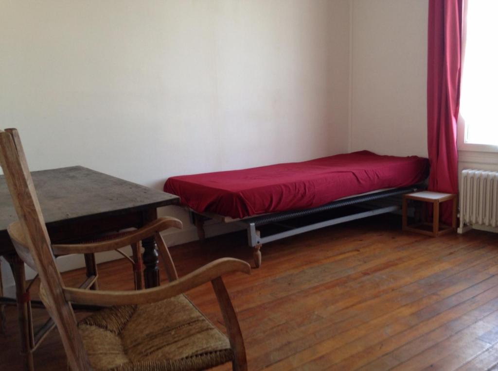 Chambres meublées chez l'habitant dans appartement proche gare sncf photo 4
