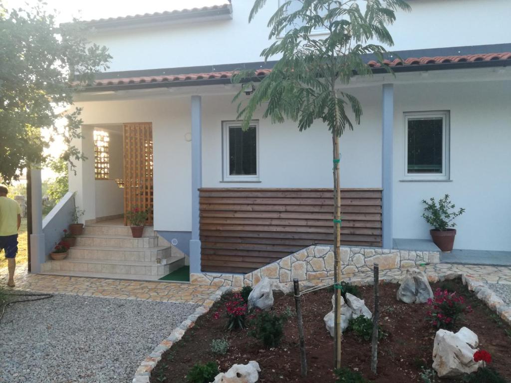 Apartments Milena photo 1