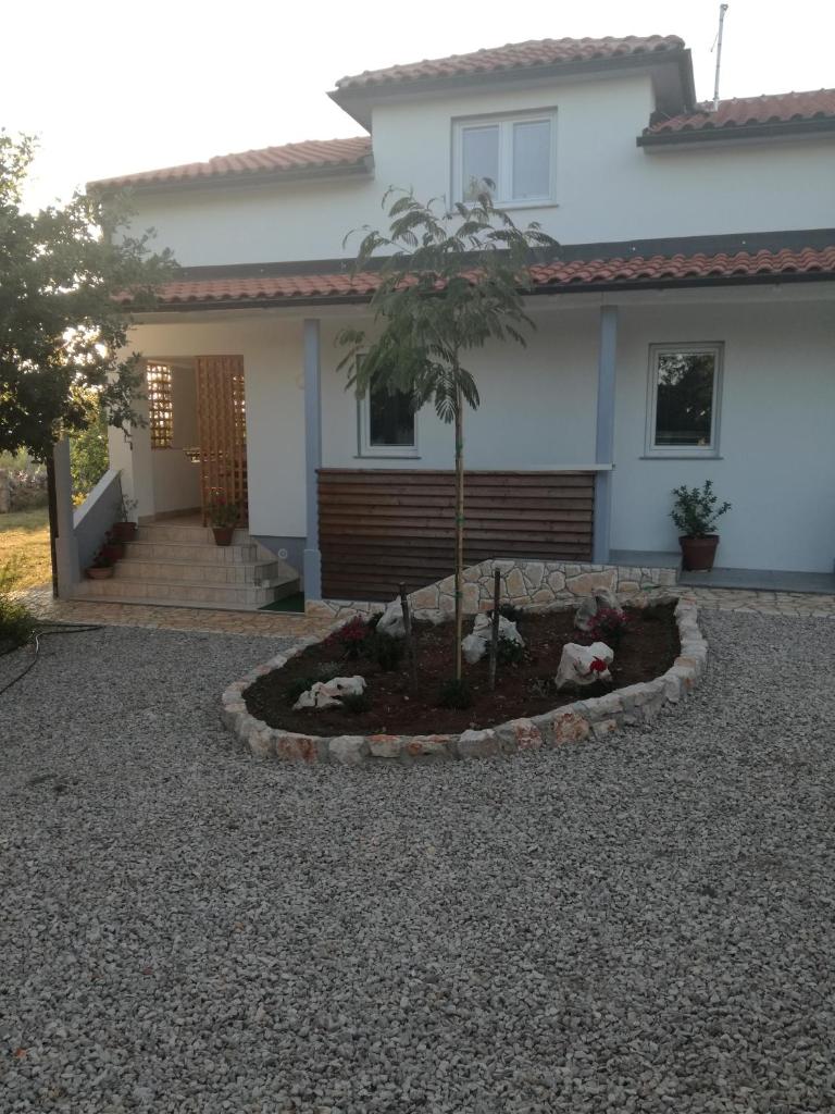 Apartments Milena photo 2