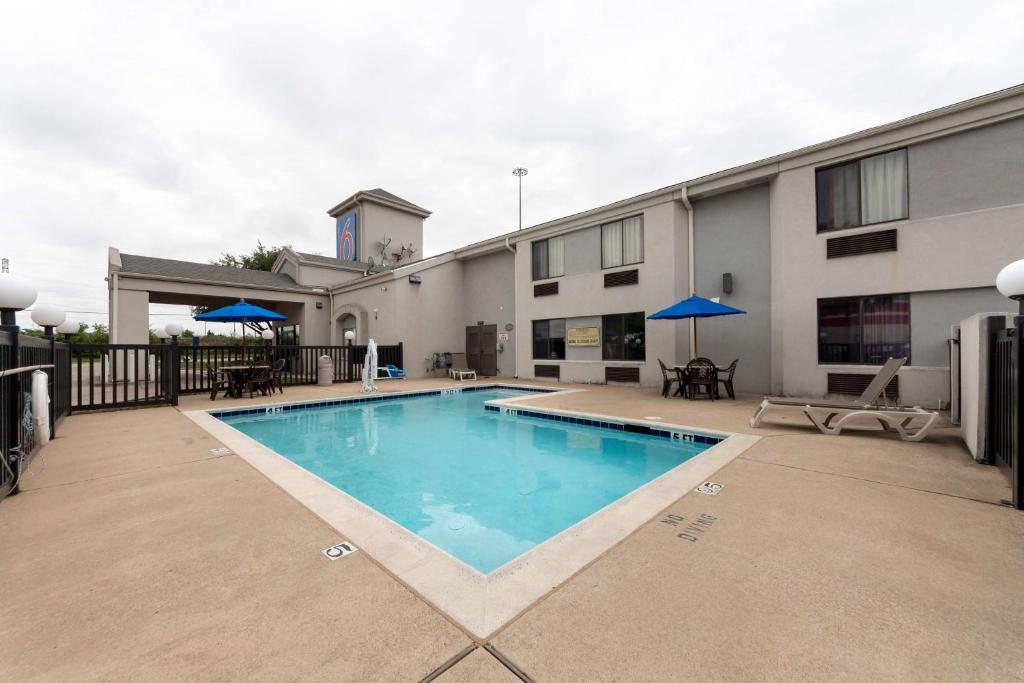 Motel 6-Dallas, TX - Northeast photo 4