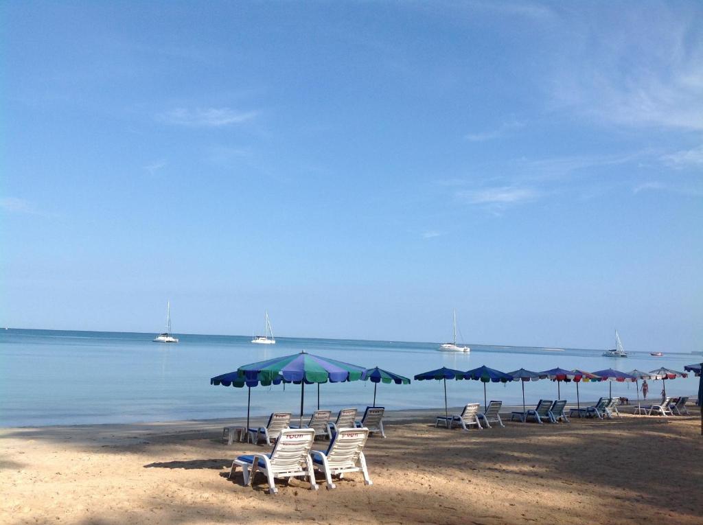 Номер (Бунгало с видом на море), Ruan Mai Naiyang Beach Resort