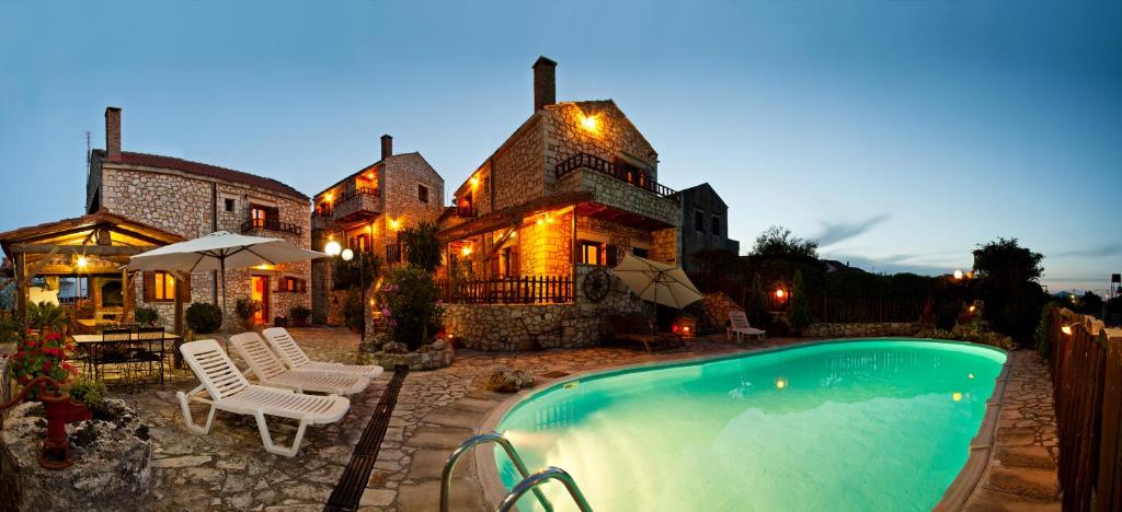 Tsivaras Villas photo 3