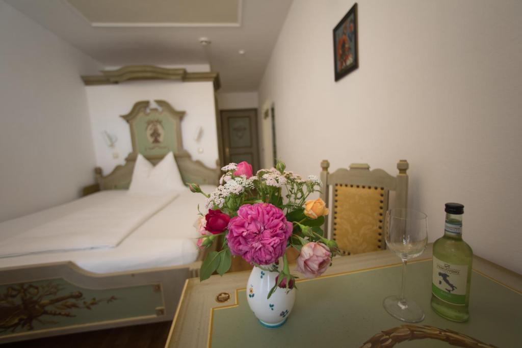 Hotel Wilder Mann photo 2