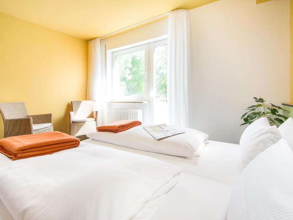 viavelo hotel photo 1