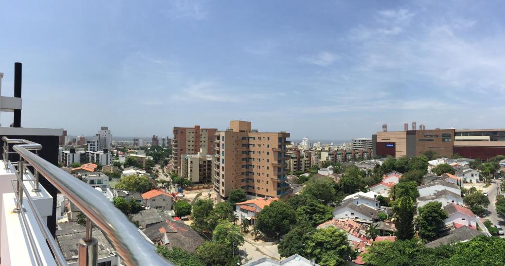 Zant Zervasi photo 4