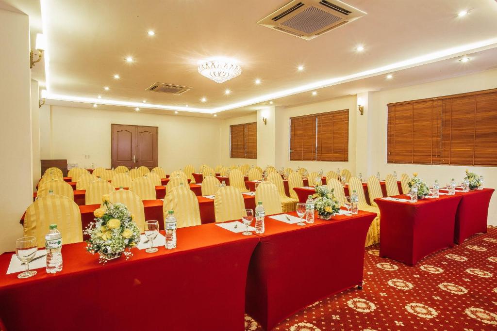 Muong Thanh Vinh Hotel