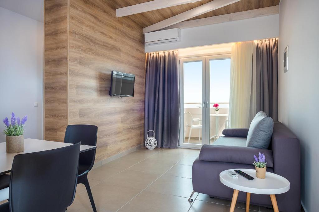 Сьюит (Люкс с гидромассажной ванной), Evelyn Hotel