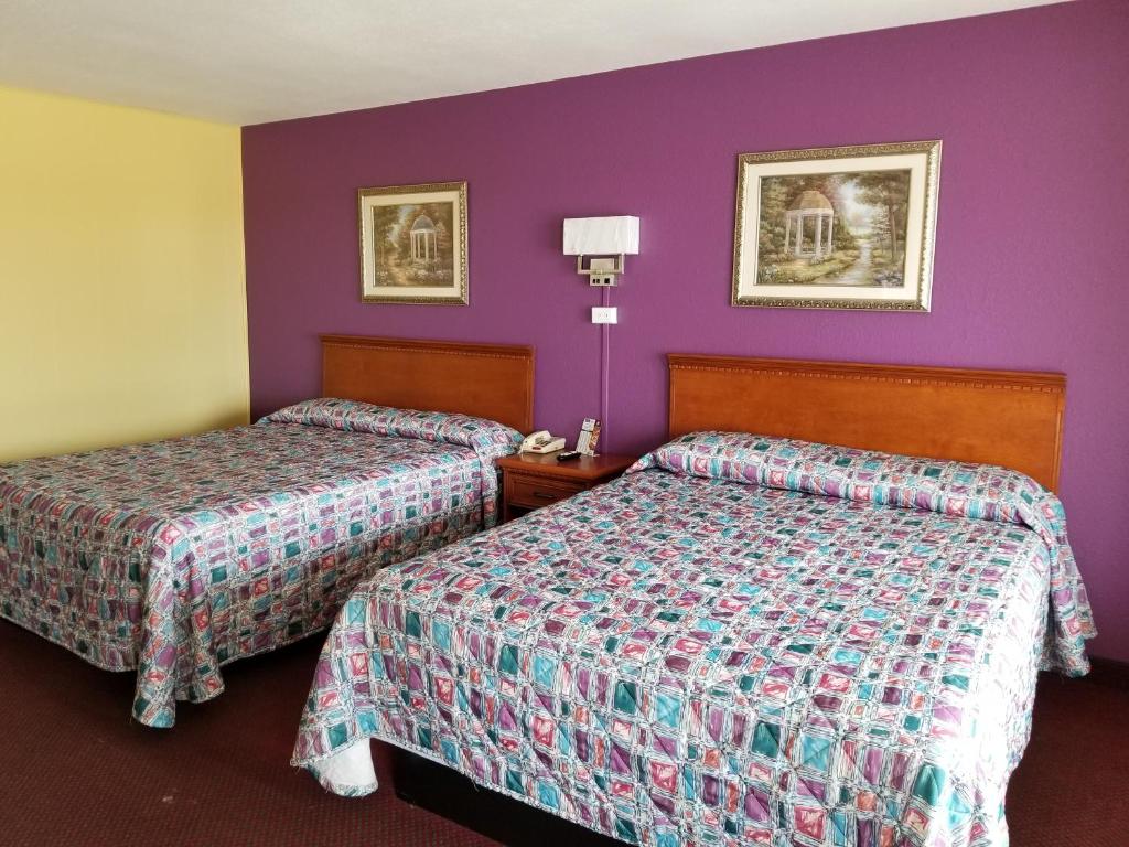 Eldon Inn photo 2