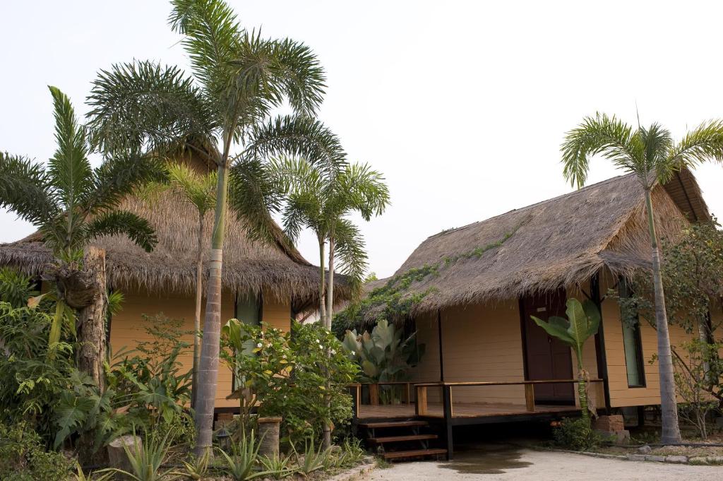 Двухместный (Коттедж), Inrawadee Resort