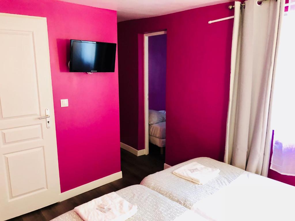 Четырехместный (Четырехместный номер с собственной ванной комнатой), Appi Hotel