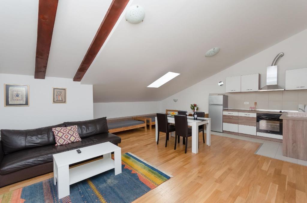 Apartment Goran photo 3