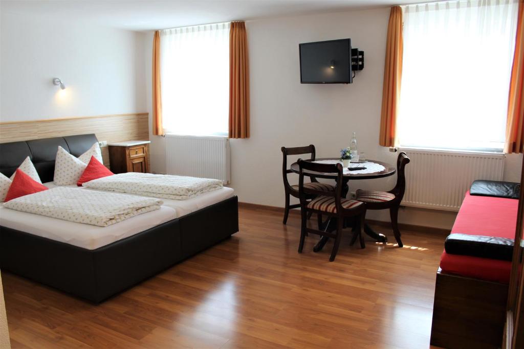 Gästehaus Pfefferle Hotel garni und Ferienwohnungen photo 4