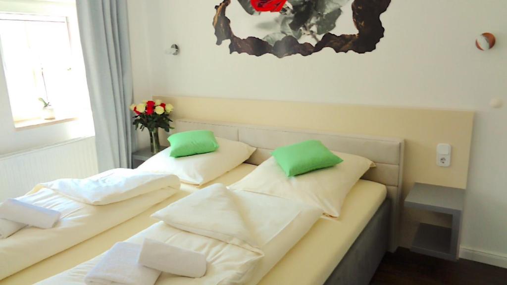 Hotel Stadt Soltau - Tap to explore photos