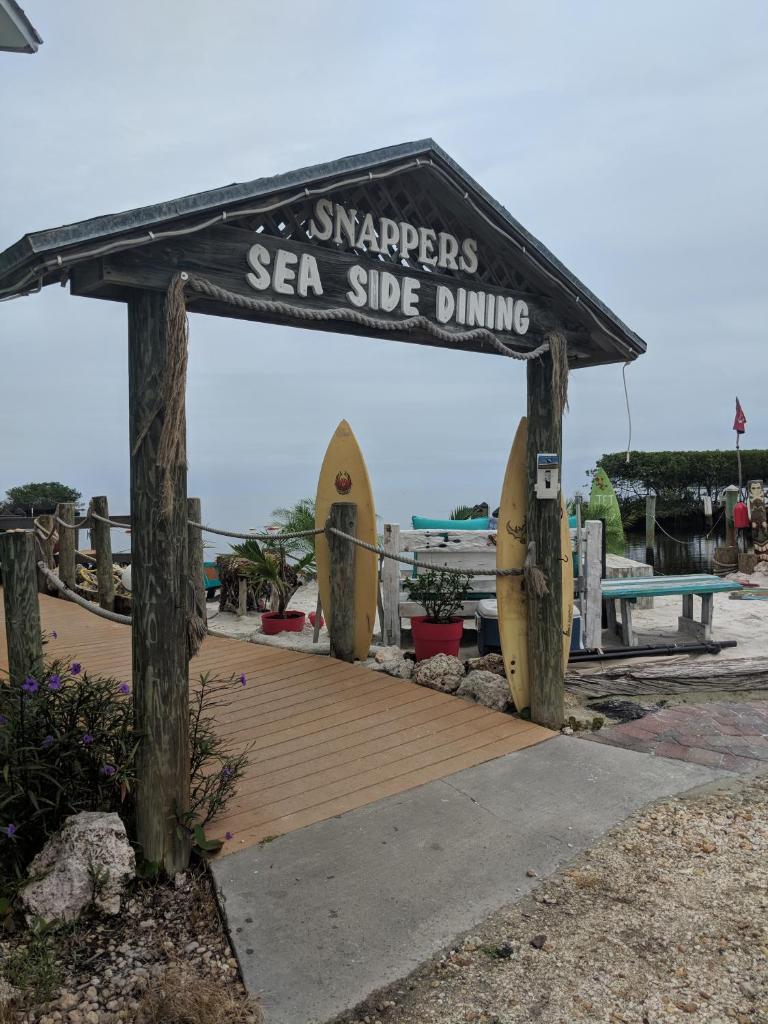 Snappers Key Largo photo 3