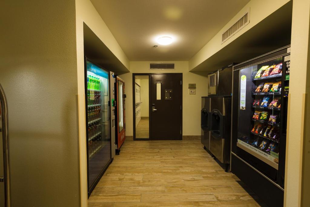 Hawthorn Suites by Wyndham St. Robert/Ft. Leonard Wood photo 3