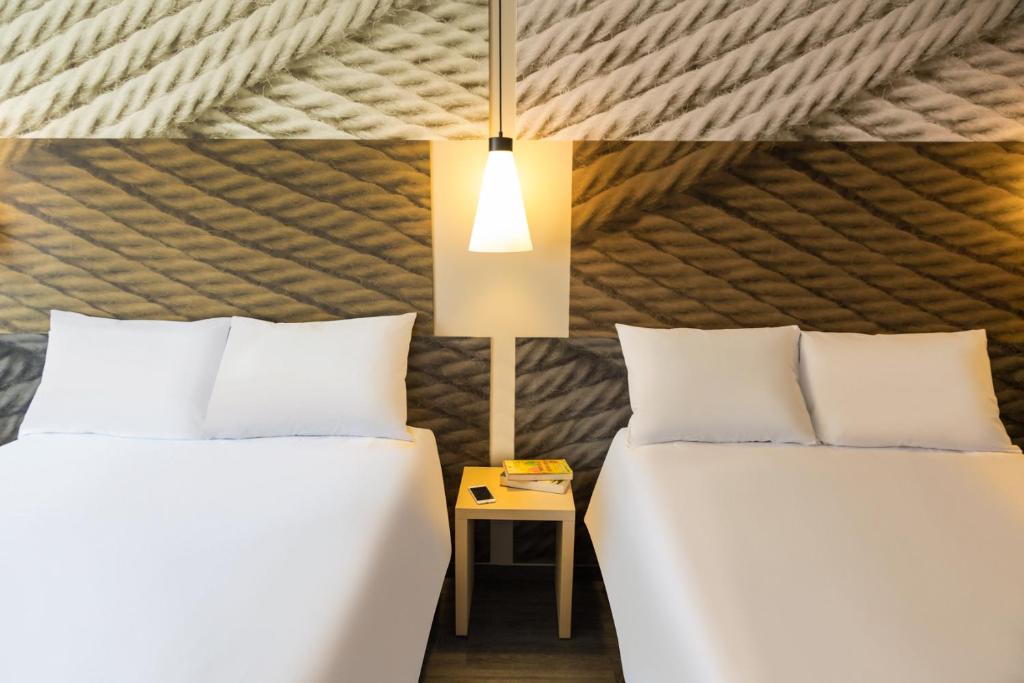 Трехместный (Двухместный номер с 2 двуспальными кроватями), Ibis Mexico Tlalnepantla