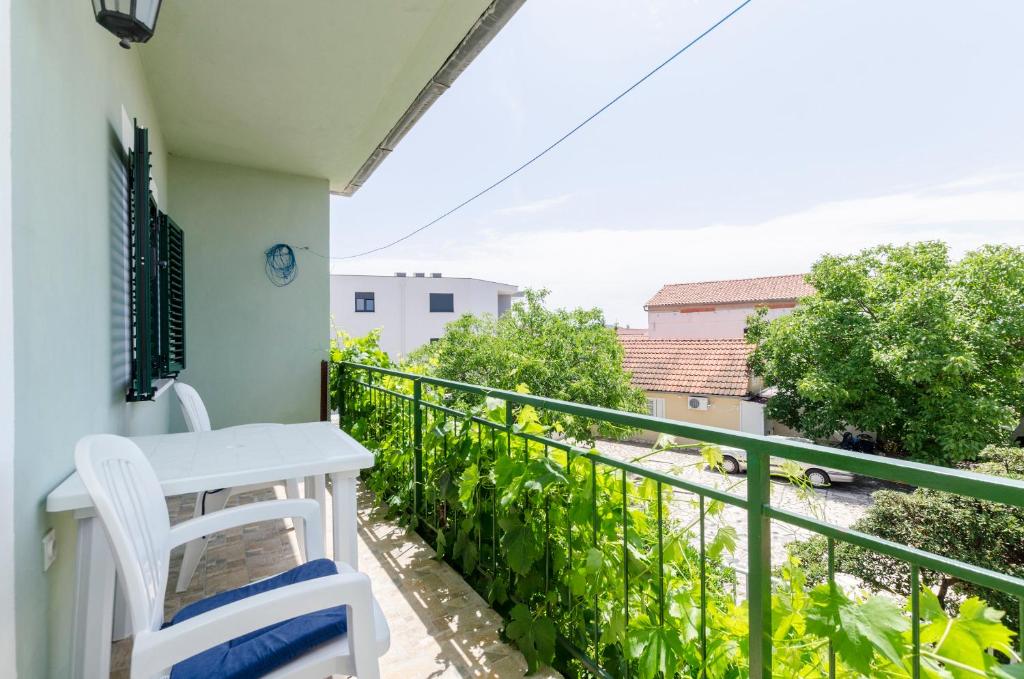 Apartments Luka photo 2