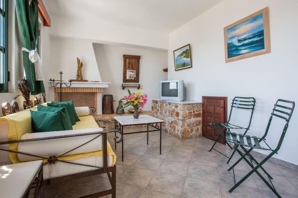Casa Milos Apartment photo 1