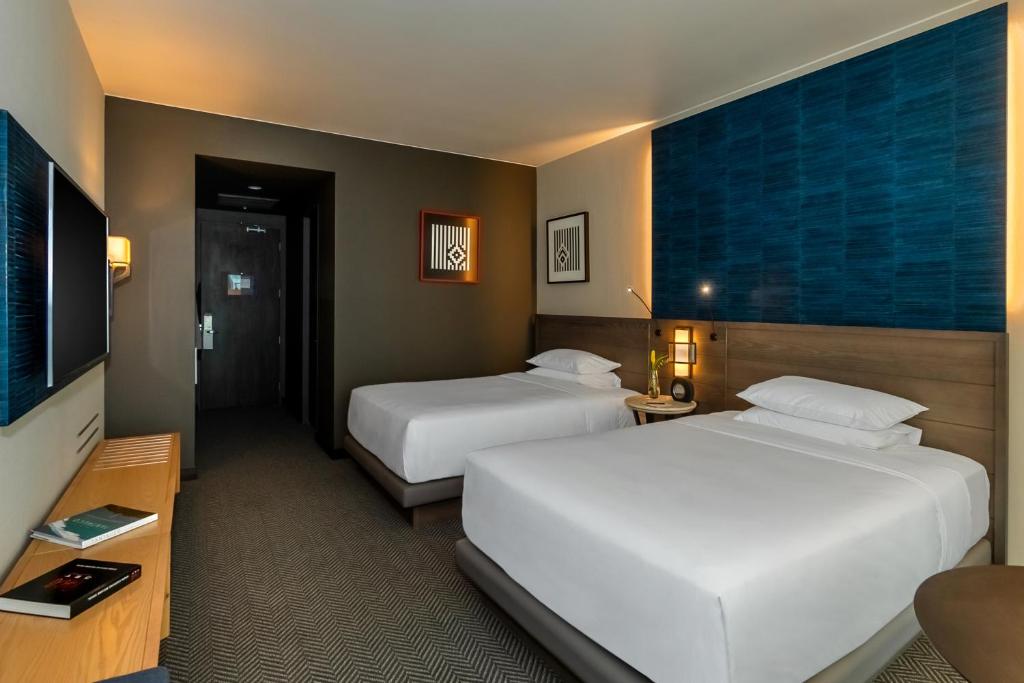 Hyatt Centric Las Condes Santiago Room Type - Queen Room with Two Queen Beds