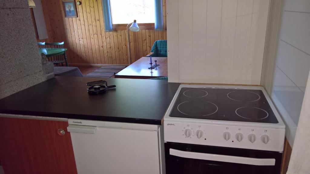 Skogheim Two-Bedroom Cottage photo 3