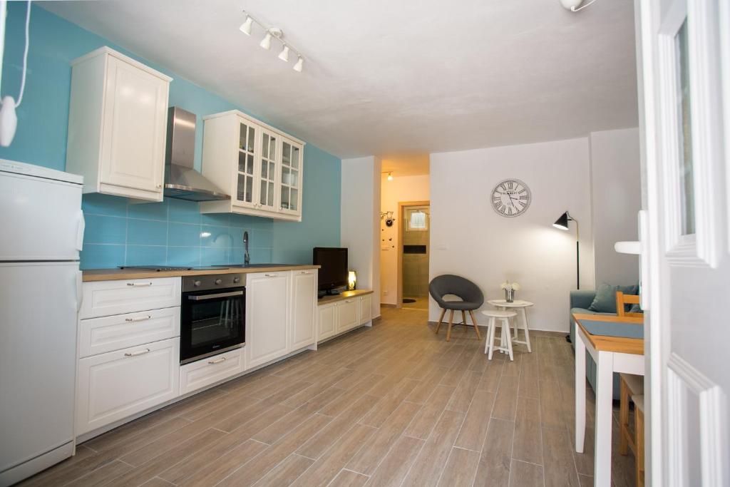 Cozy Coastal apartment GaMa photo 2