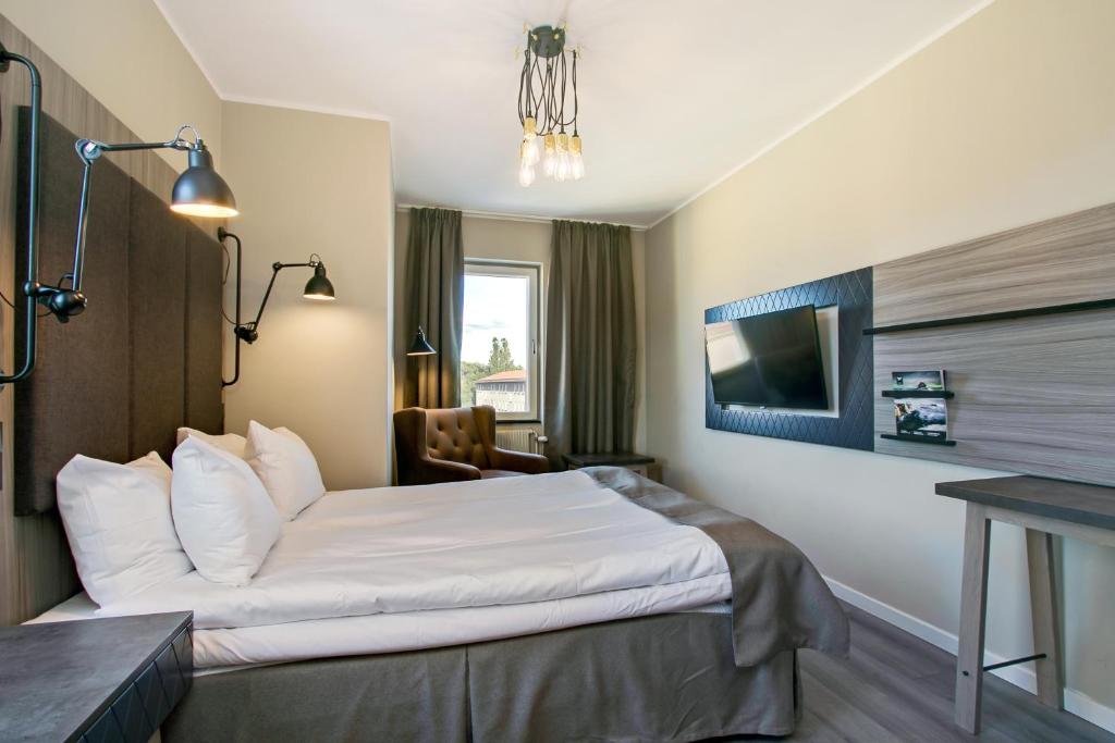 Двухместный (Стандартный двухместный номер с 1 кроватью), First Hotel Brommaplan
