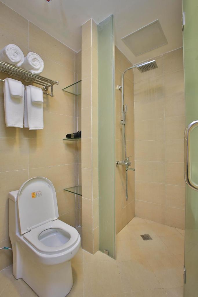 Студио (Номер «Премьер» бизнес-класса с кроватью размера «queen-size»), Valero Grand Suites by Swiss-Belhotel