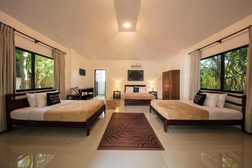 Cabilao Sanctuary Beach & Dive Resort photo 4
