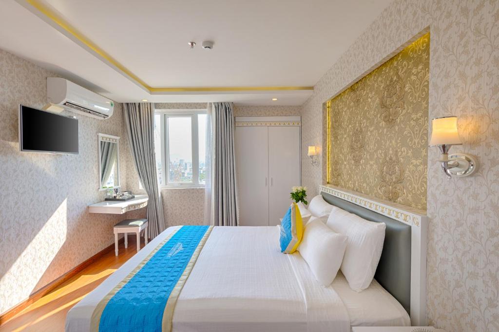 Двухместный (Двухместный номер Делюкс с 1 кроватью), GalaVina Hotel Da Nang