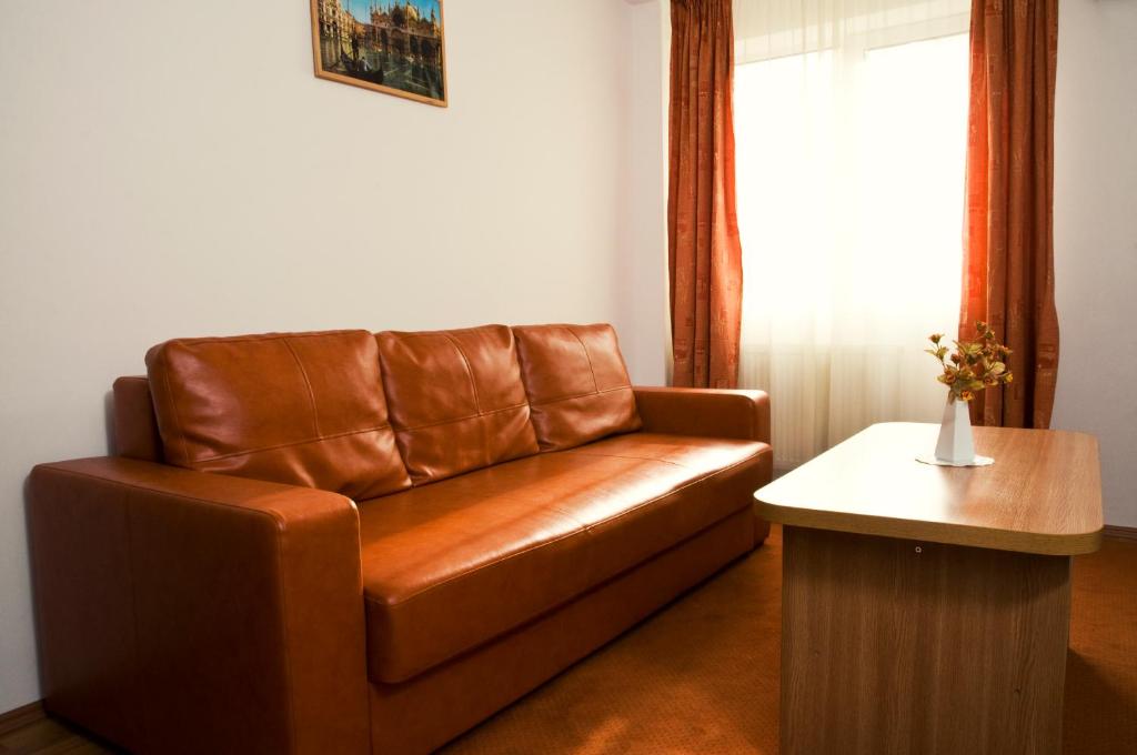 Сьюит (Люкс с 1 спальней), Hotel Est