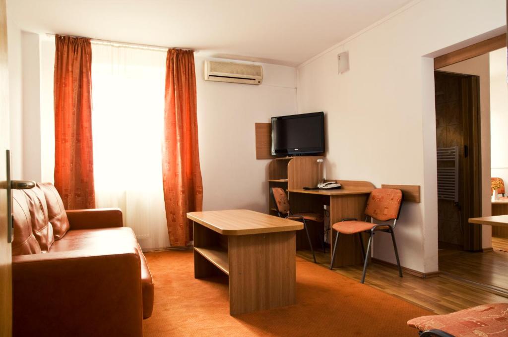 Сьюит (Люкс с 1 спальней), Hotel Est