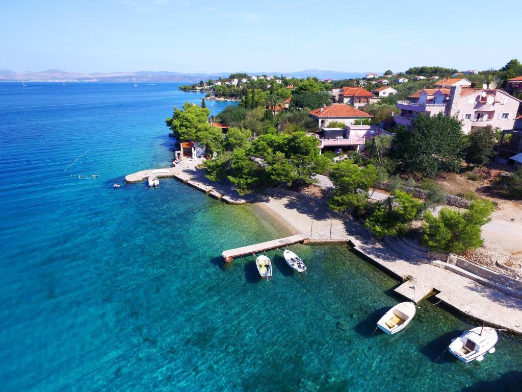 Villa Paris photo 1