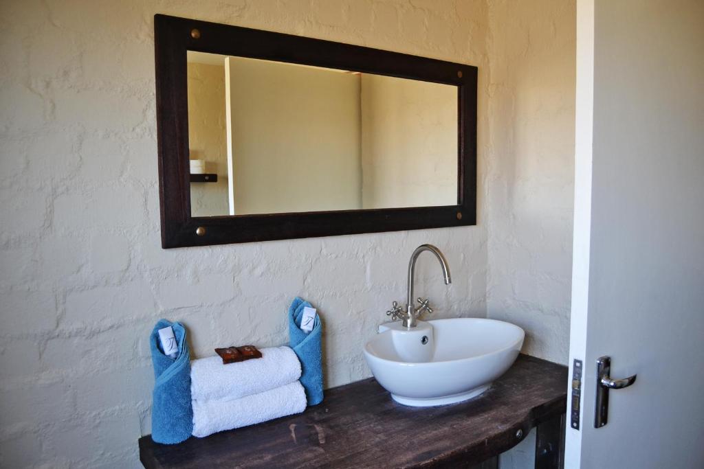 River Crossing Lodge photo 3