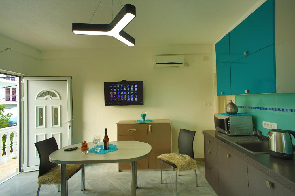 Aparthotel Monterria - Tap to explore photos