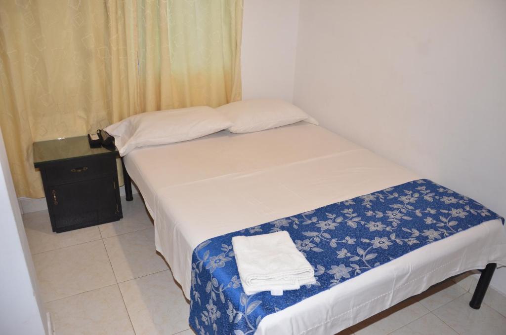 Hotel Bahía Cadi photo 2