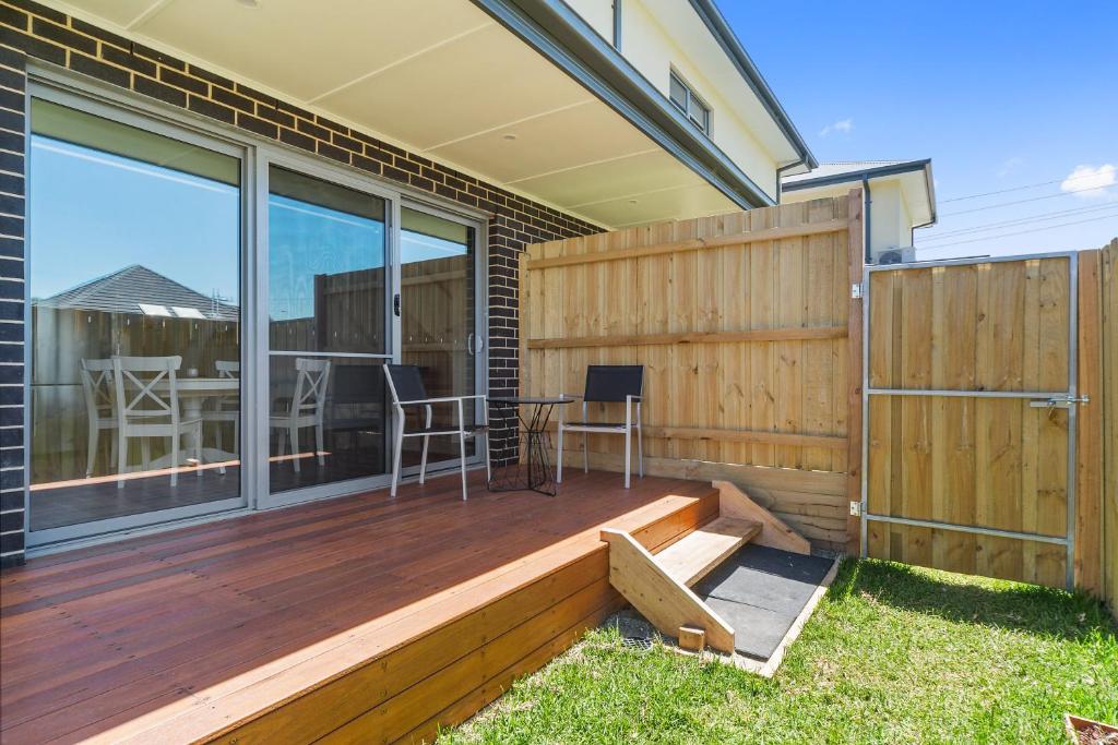 Rosewater Townhouses Dromana photo 4