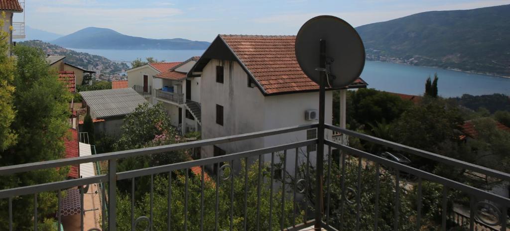 House by the Sea photo 4