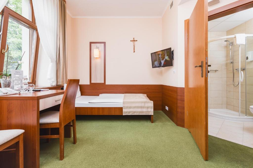 Двухместный (Двухместный номер с 2 отдельными кроватями), Domus Mater